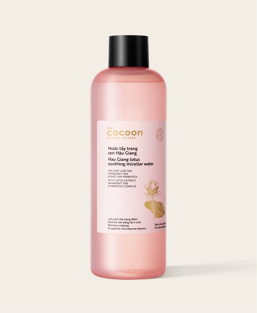 Nước tẩy trang sen Hậu Giang 500ml