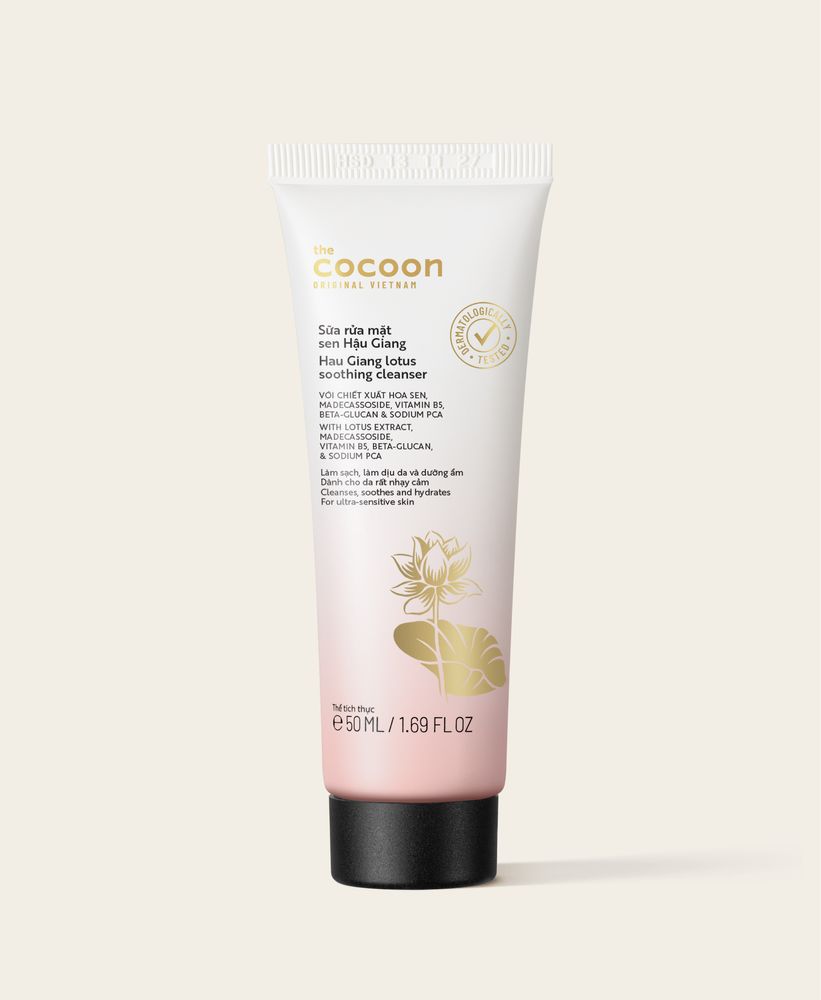 2 Sữa rửa mặt sen Hậu Giang 50ml